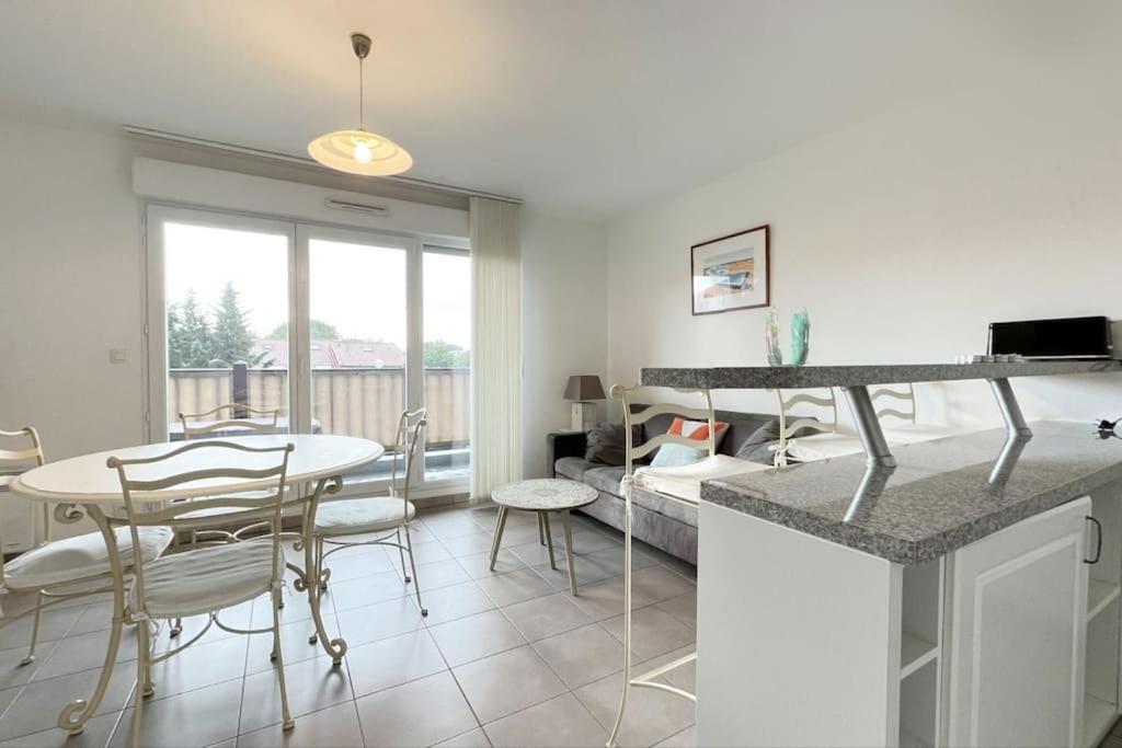 Апартаменти T2 4 Couchages A 2 Pas Du Bassin Гюжан-Местрас Екстер'єр фото